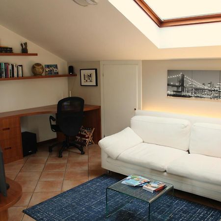 Bright Penthouse Close To Center With Terrace And Lake View Lecco Exterior foto